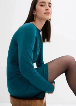 Kleid mit U-Bootausschnitt