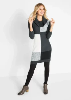 Knieumspielendes Strickkleid