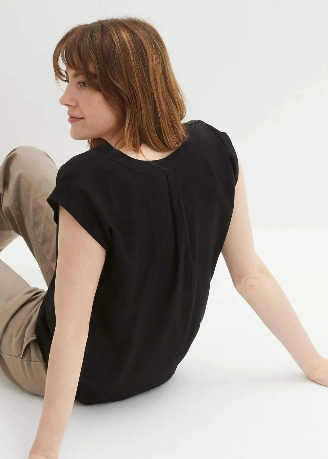 Kurzarmbluse aus fließender Viskose