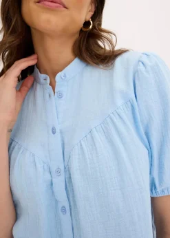 Kurzarmbluse aus luftigem Musselin