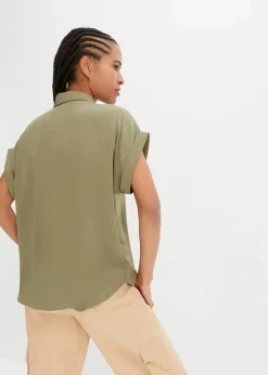 Kurzarmbluse mit recyceltem Polyester