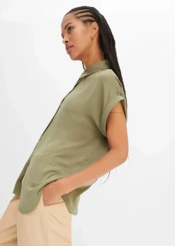 Kurzarmbluse mit recyceltem Polyester