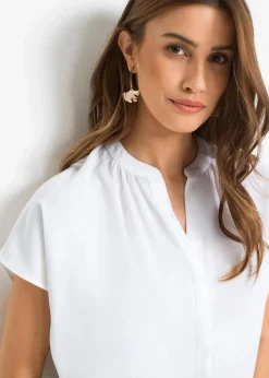 Kurzarmbluse mit verdeckter Knopfleiste