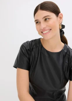 Kurzes Lederimitat-Kleid