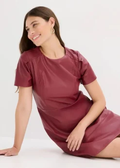 Kurzes Lederimitat-Kleid