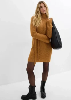 Kurzes Ripp-Strickkleid mit Rollkragen