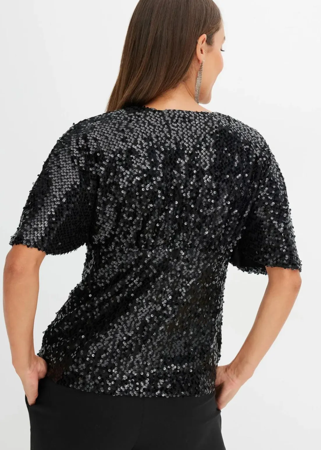 Kurzes Shirt mit Pailletten