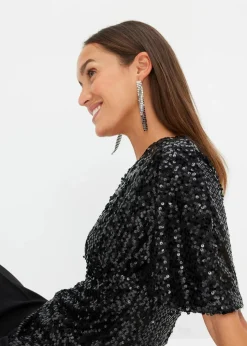 Kurzes Shirt mit Pailletten