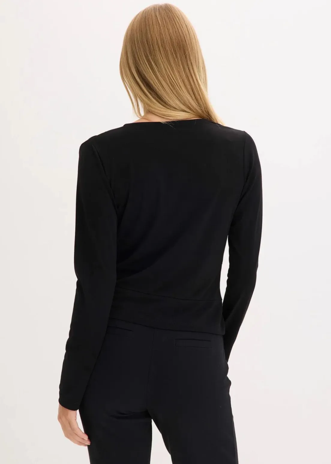 Langarmshirt mit tiefem Ausschnitt