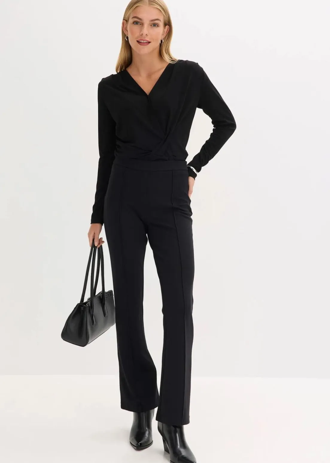 Langarmshirt mit tiefem Ausschnitt