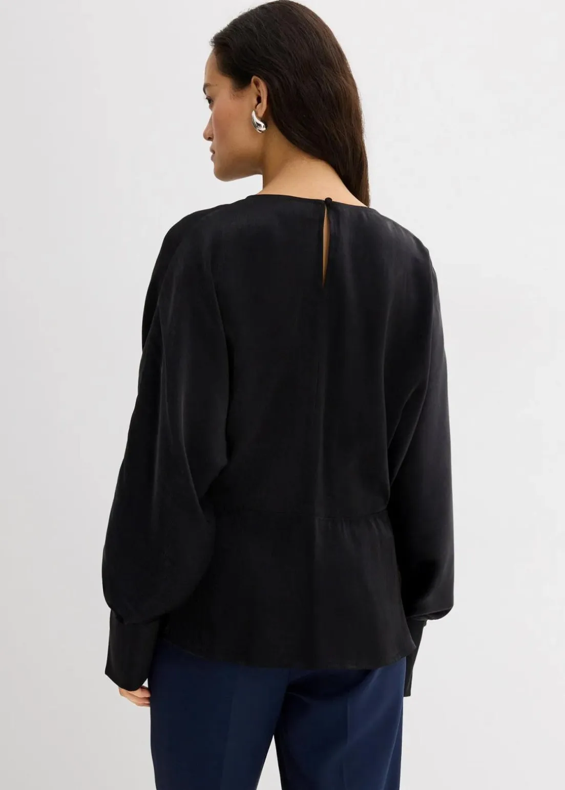 Leicht glänzendes Blusenshirt aus Viskose-Mix