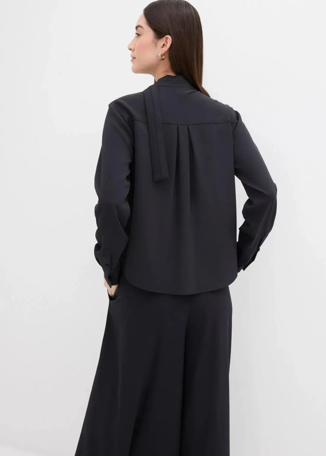 Leicht glänzendes Blusenshirt