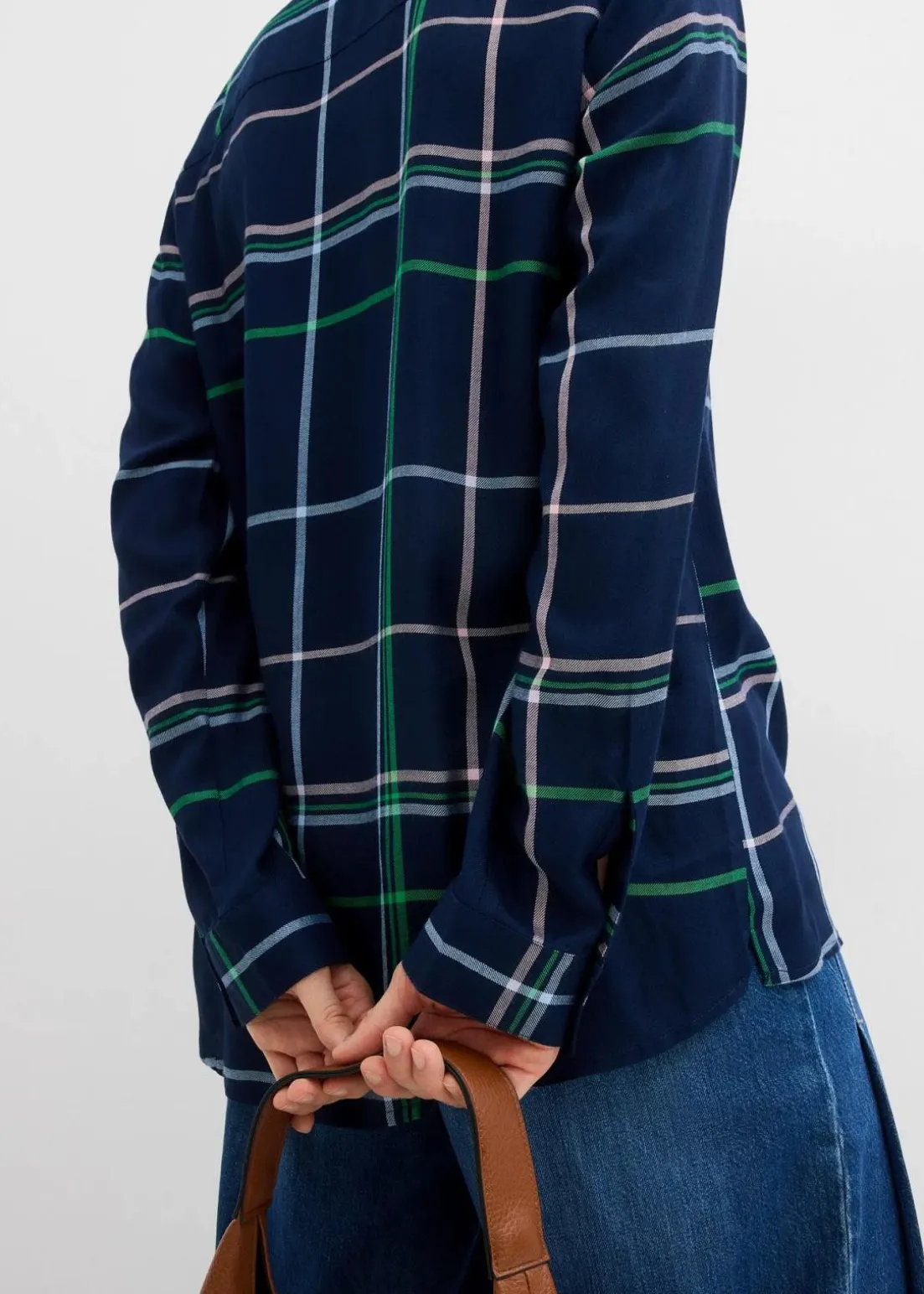 Longbluse aus fließender Viskose