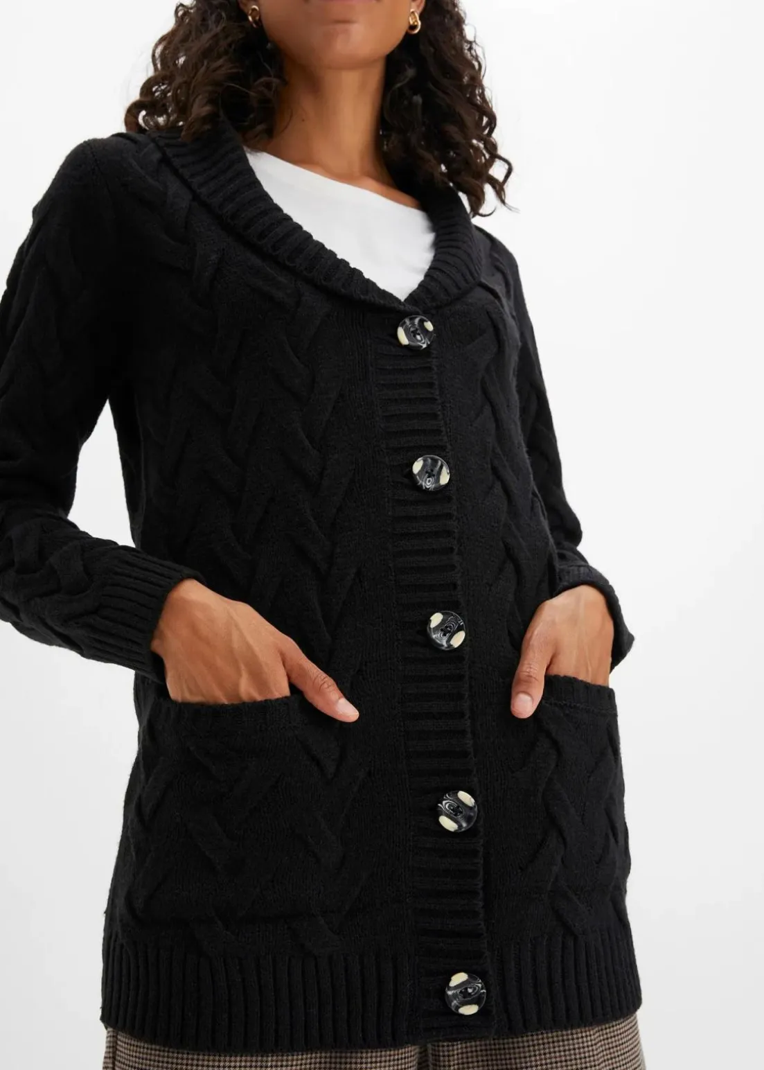 Longstrickjacke mit Schalkragen und Zopfmuster