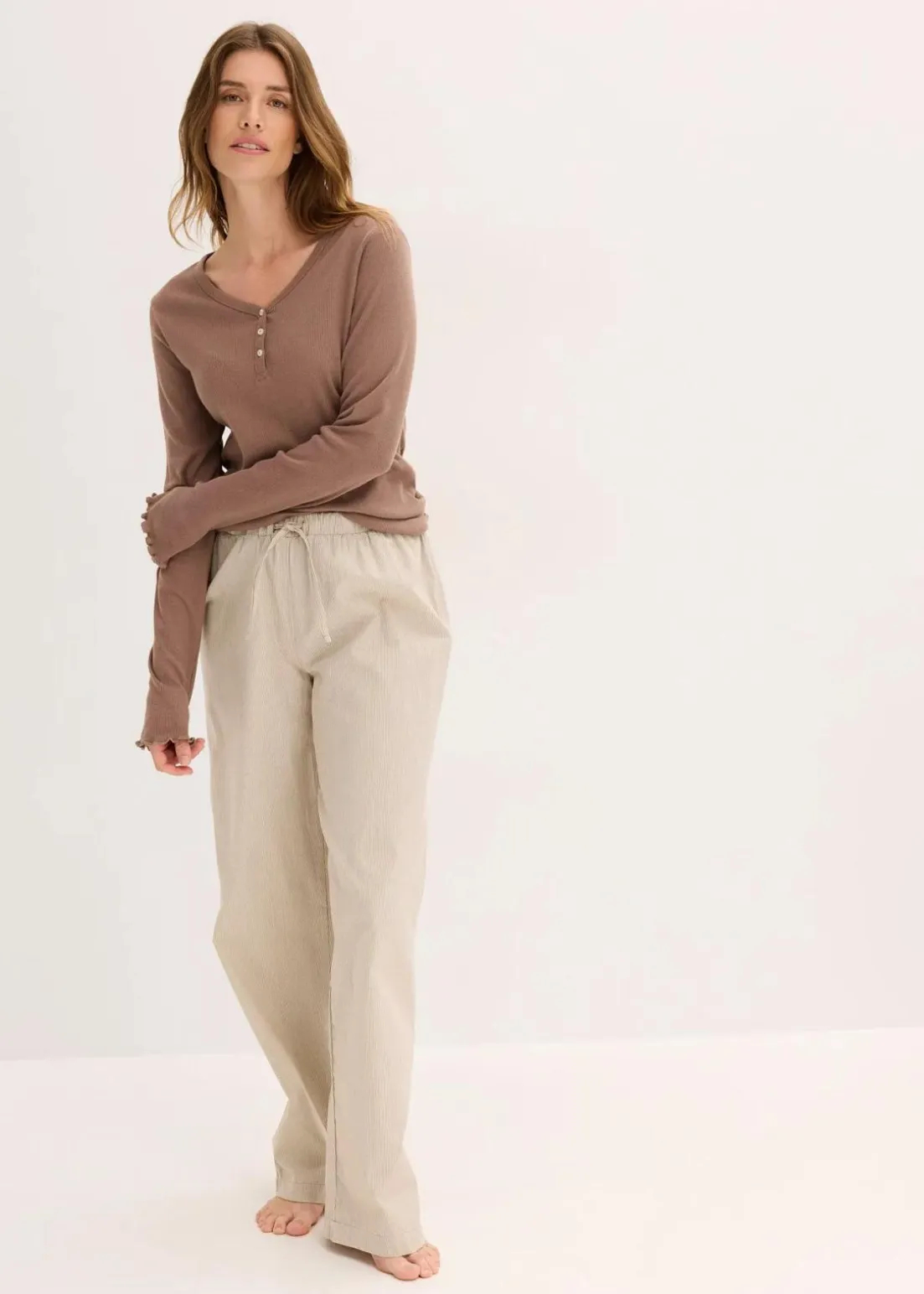 Loungewear Rippshirt mit gewebter Hose