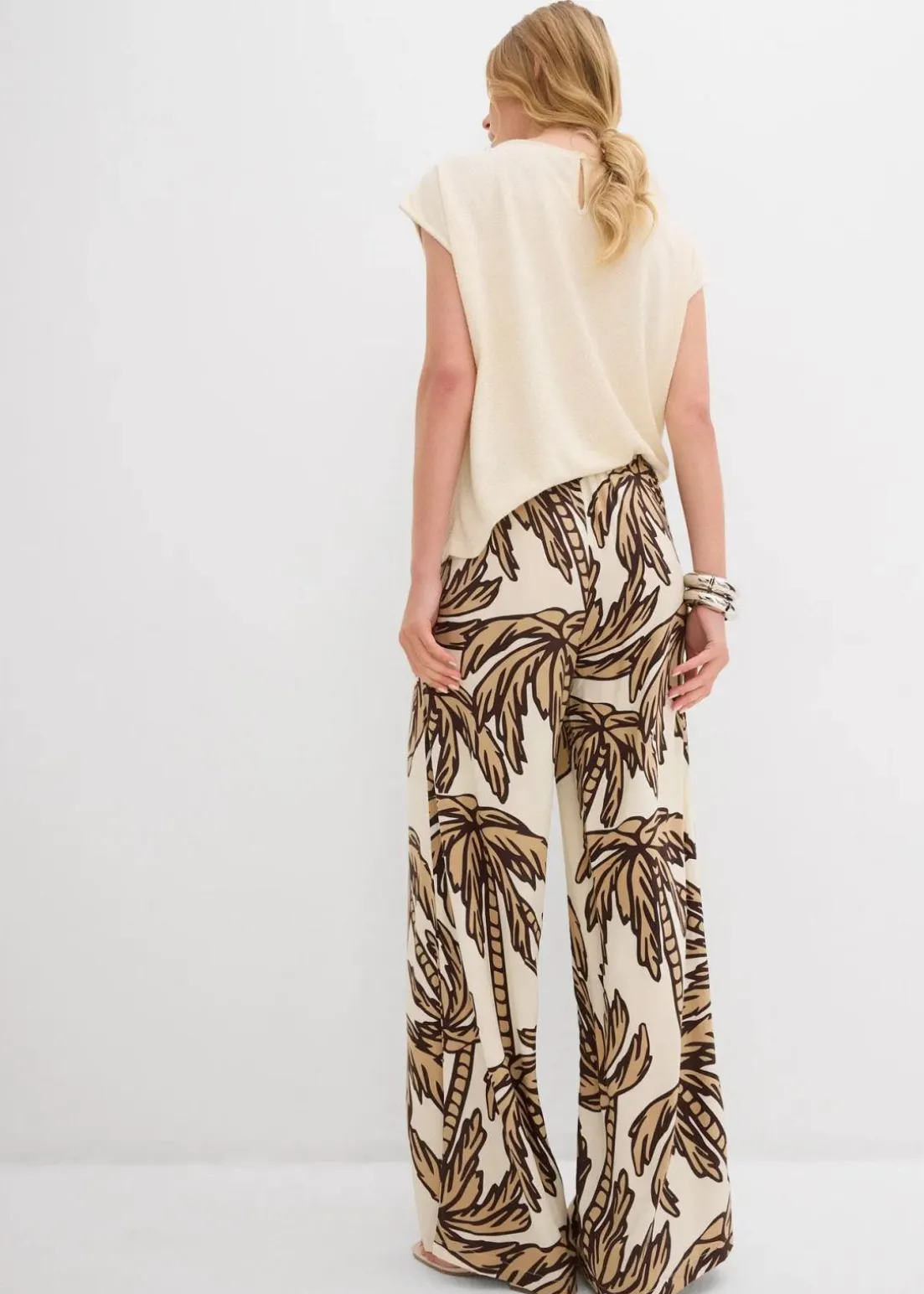 Marlenehose aus fließender Viskose