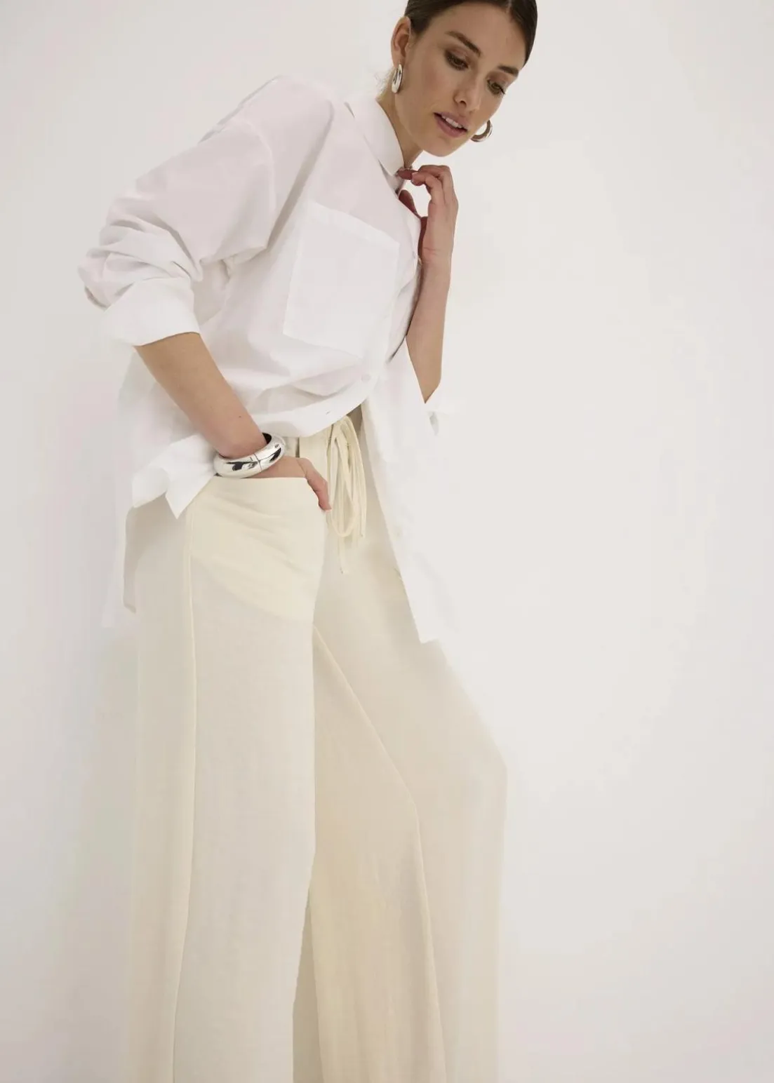 Marlenehose aus leichtem Crêpe