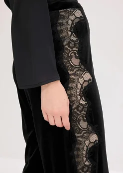 Marlenehose aus softem Samt mit Spitzeneinsatz