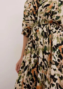 Maxikleid aus fließender Viskose mit Pailletten