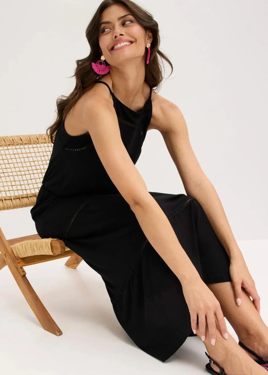 Maxikleid mit Crochet-Einsätzen