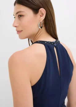 Maxikleid mit Perlenapplikation