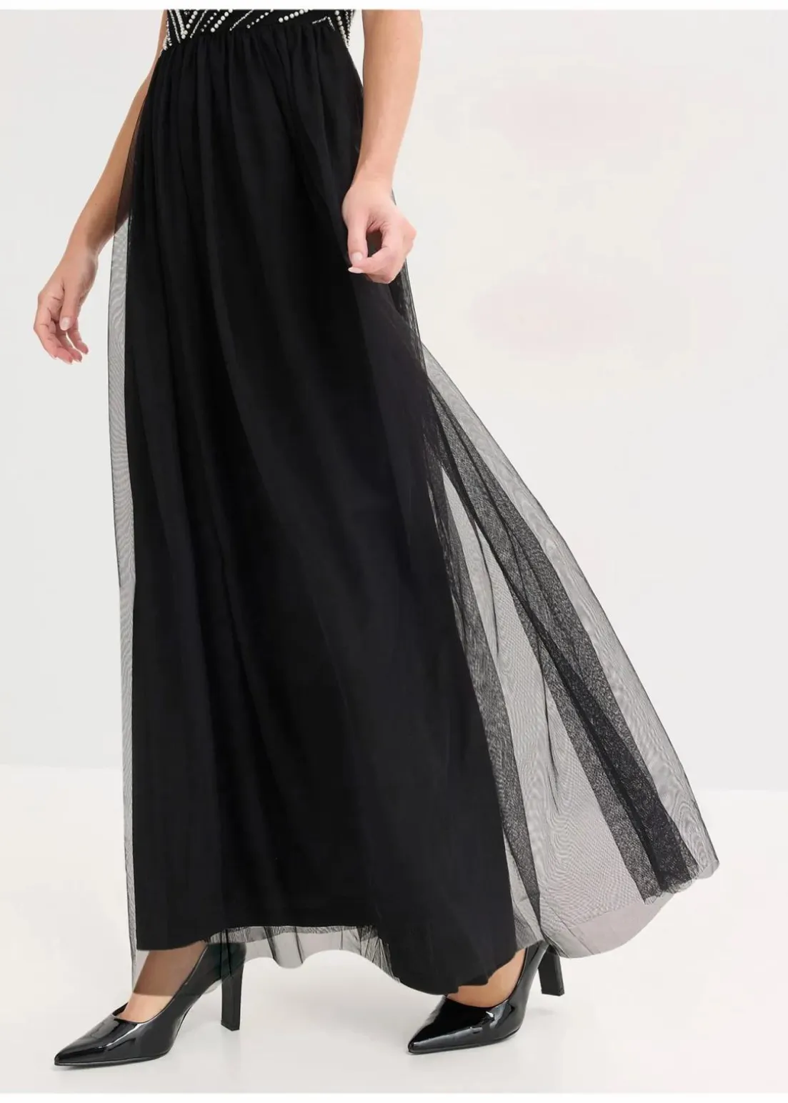 Maxikleid mit Perlenstickerei