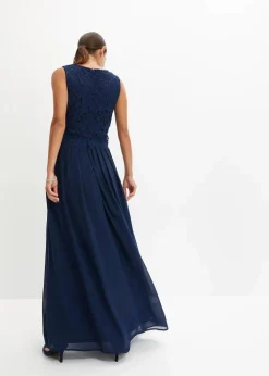 Maxikleid mit Spitze