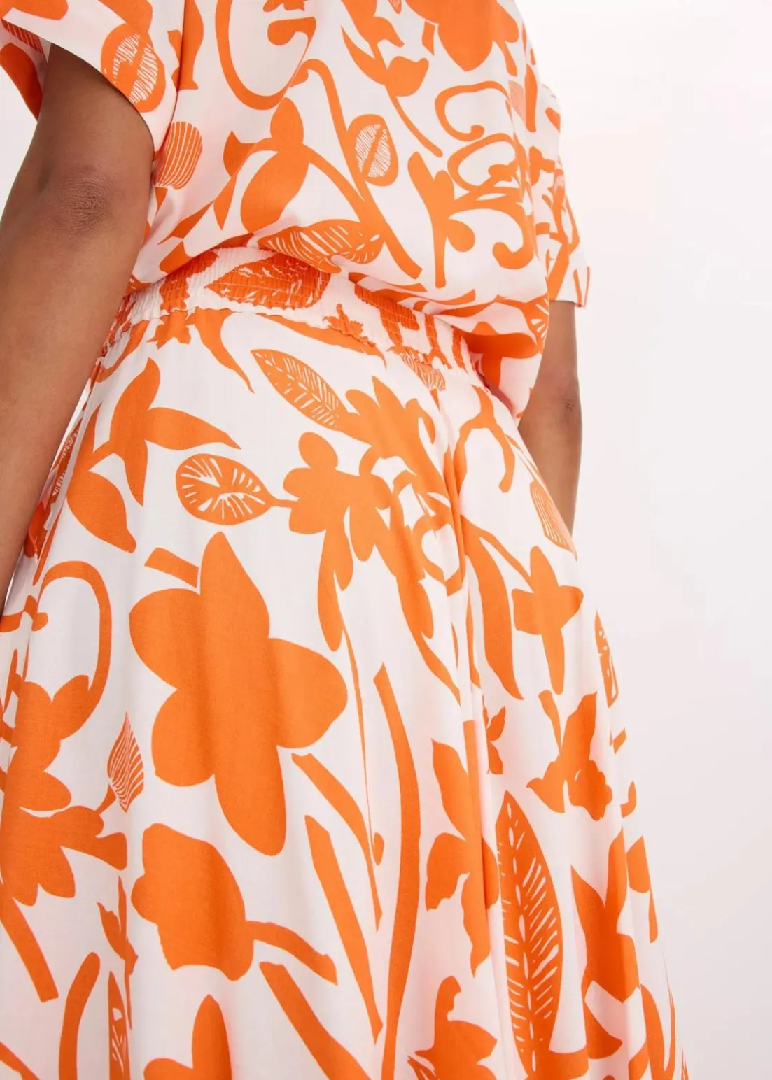 Maxirock aus fließender Viskose