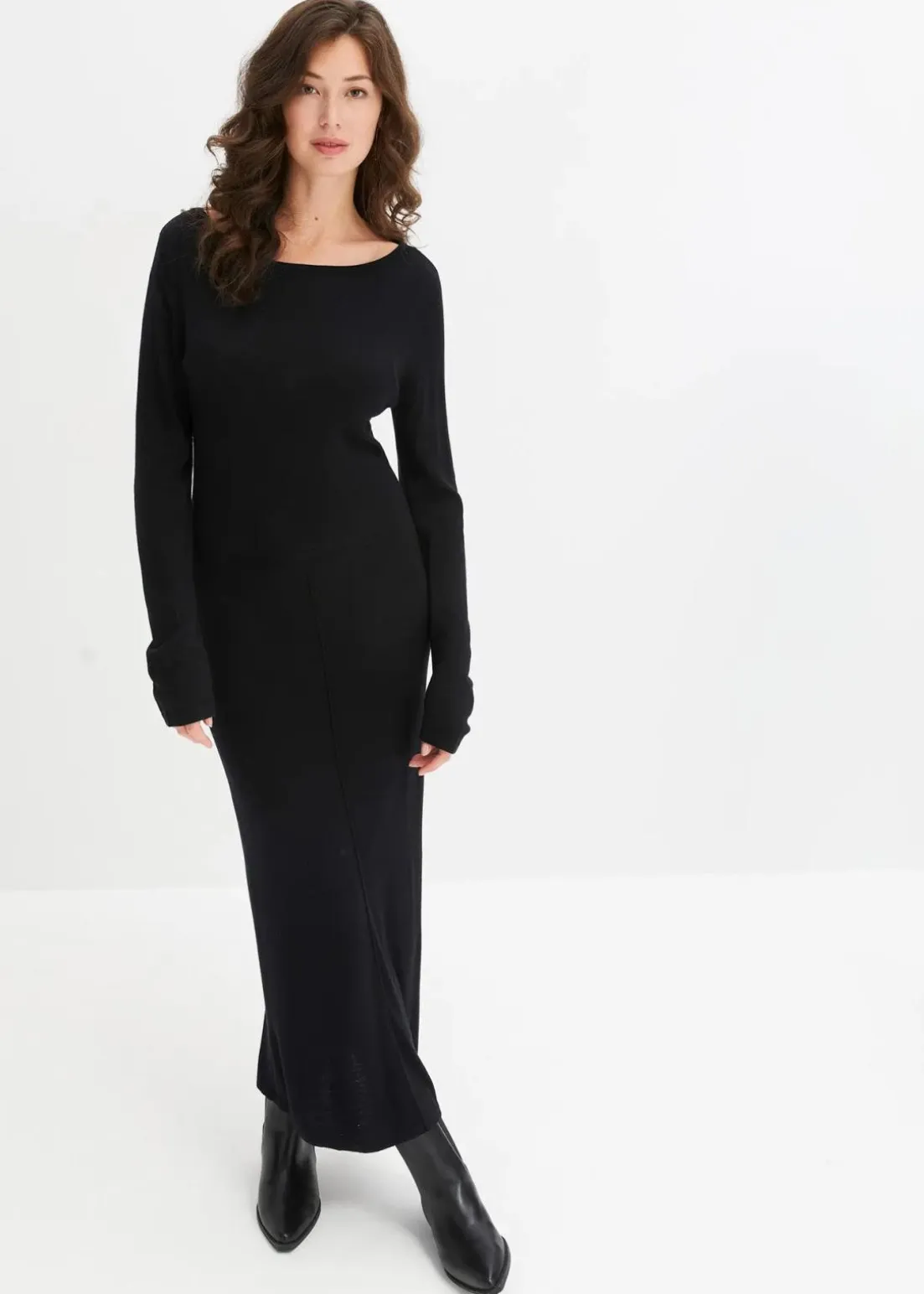 Maxi-Strickkleid aus Viskose-Mix