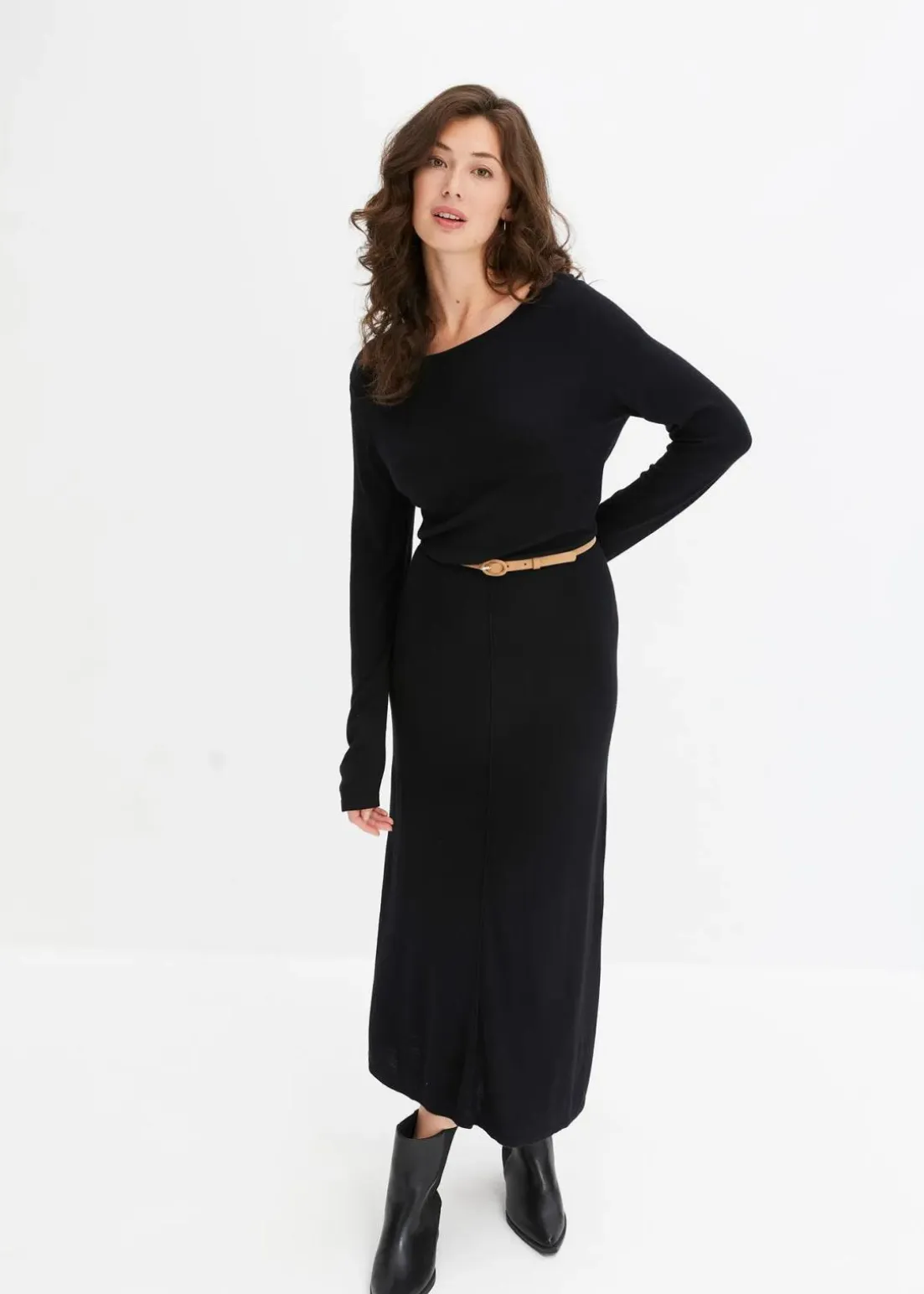 Maxi-Strickkleid aus Viskose-Mix