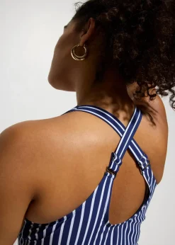 Medium Shape-Badeanzug mit tiefem Ausschnitt