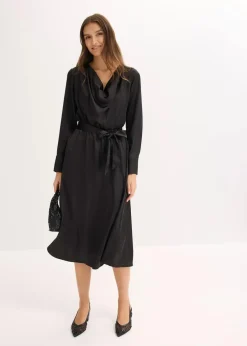 Midikleid aus glänzendem Satin