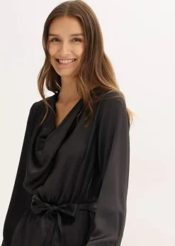 Midikleid aus glänzendem Satin