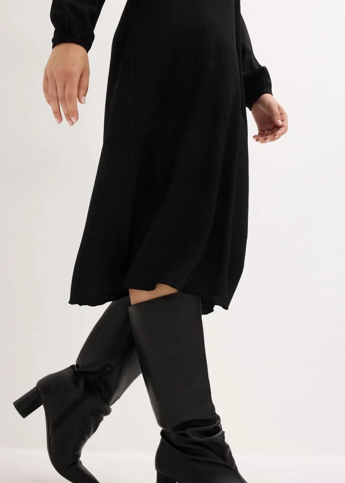 Midikleid aus strukturiertem Crêpe