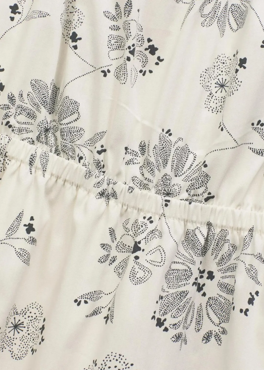 Midikleid mit Puffärmeln