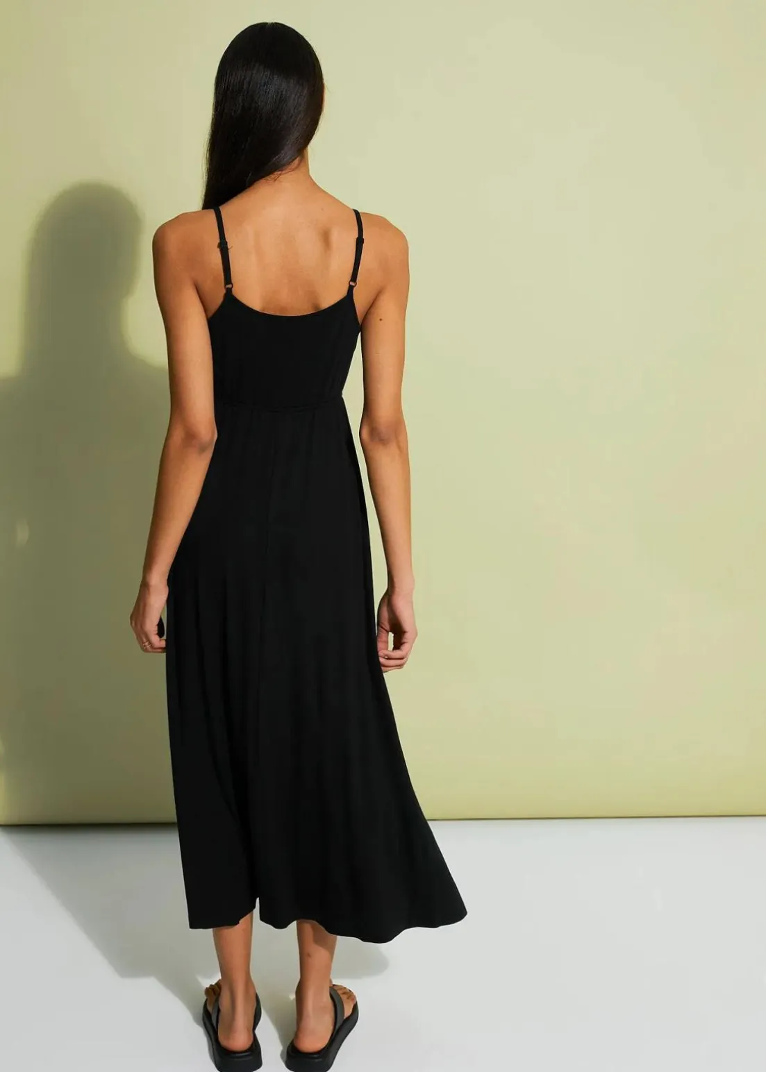 Midikleid mit Stickerei