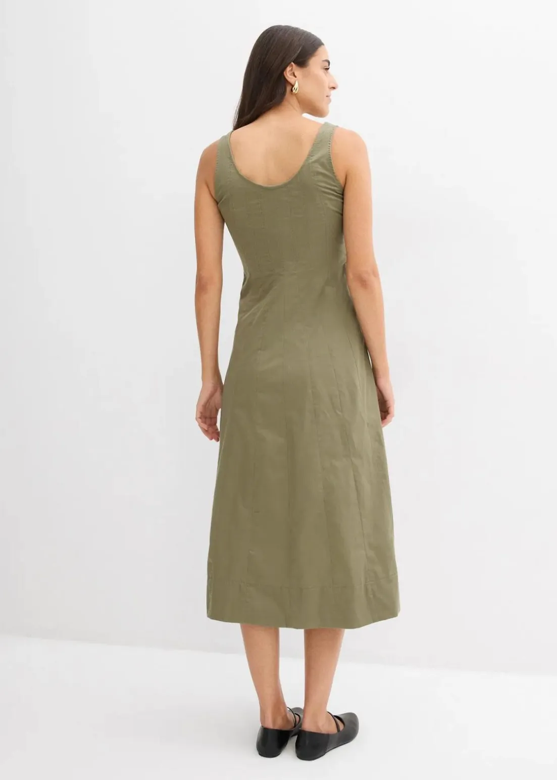 Midikleid mit vertikalen Nähten