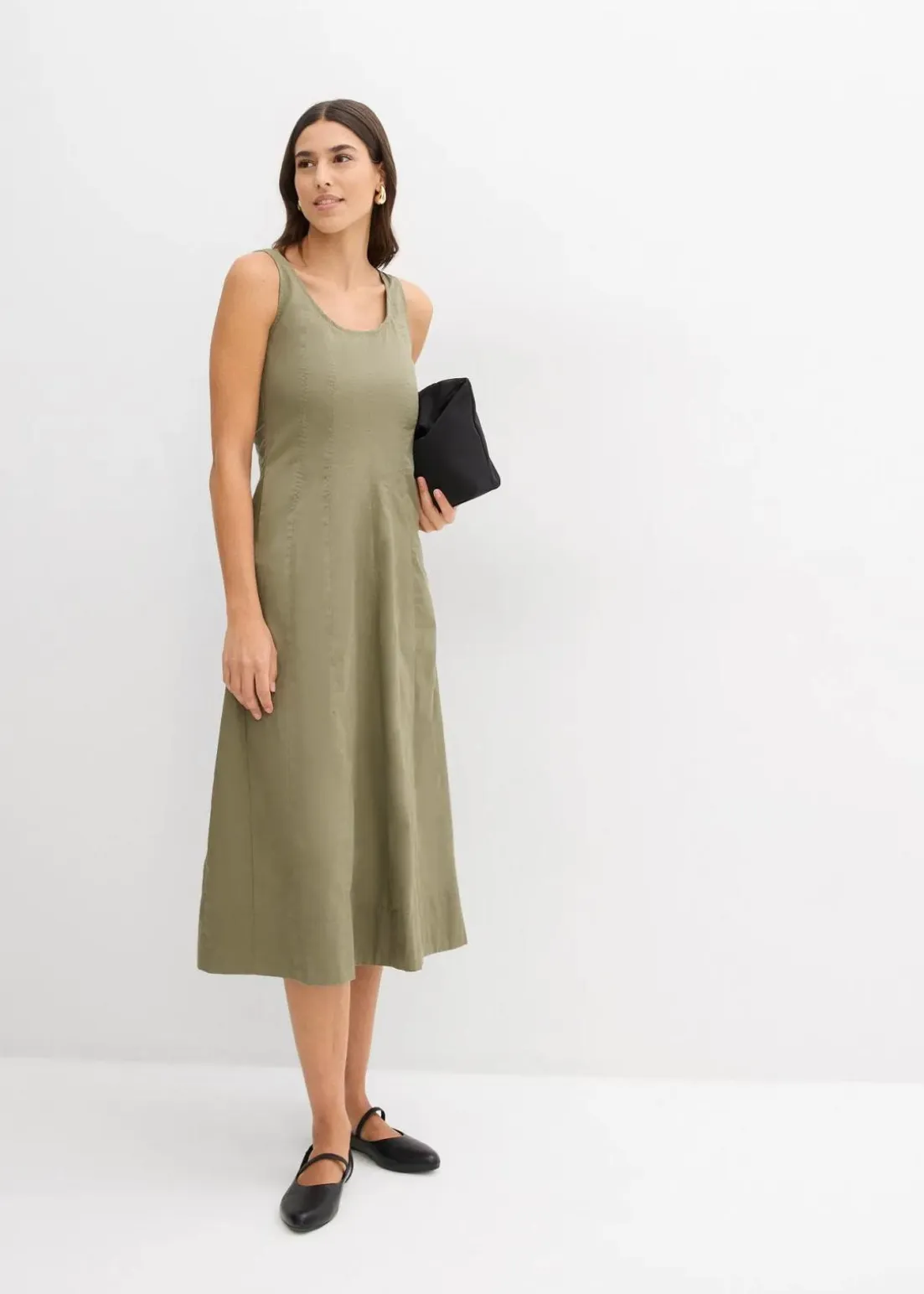 Midikleid mit vertikalen Nähten