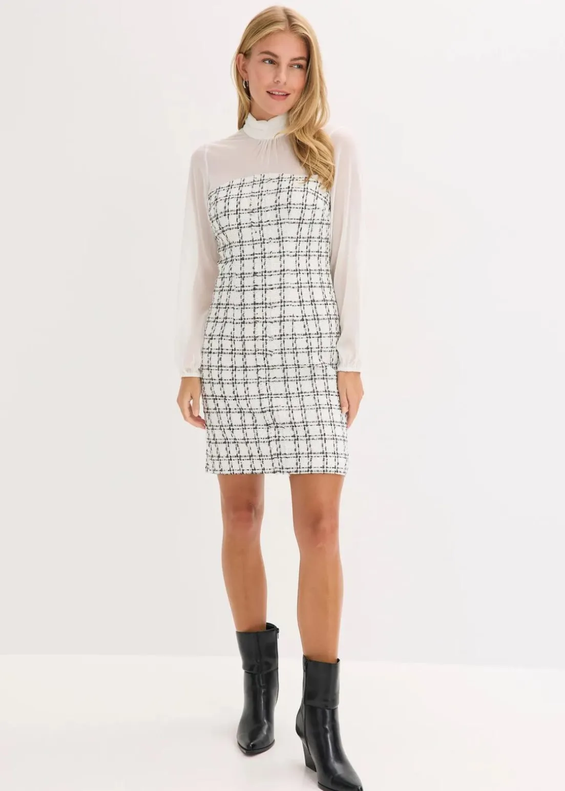 Minikleid aus Bouclé mit Chiffon Ärmeln