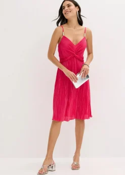 Minikleid aus glänzendem Material mit Plissee