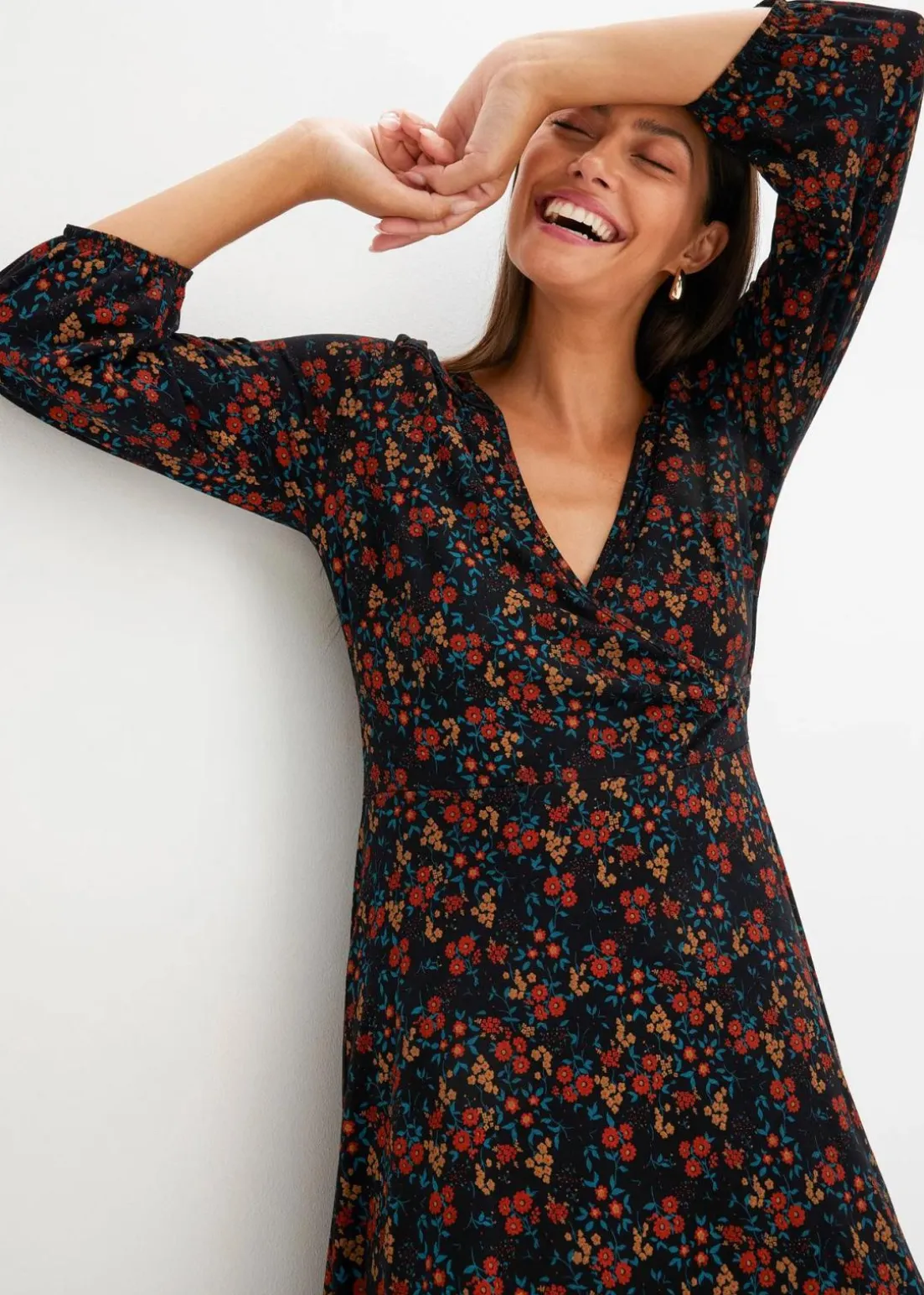 Minikleid aus Viskose-Mix