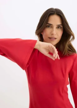 Minikleid in A-Linie und Trompetenärmeln