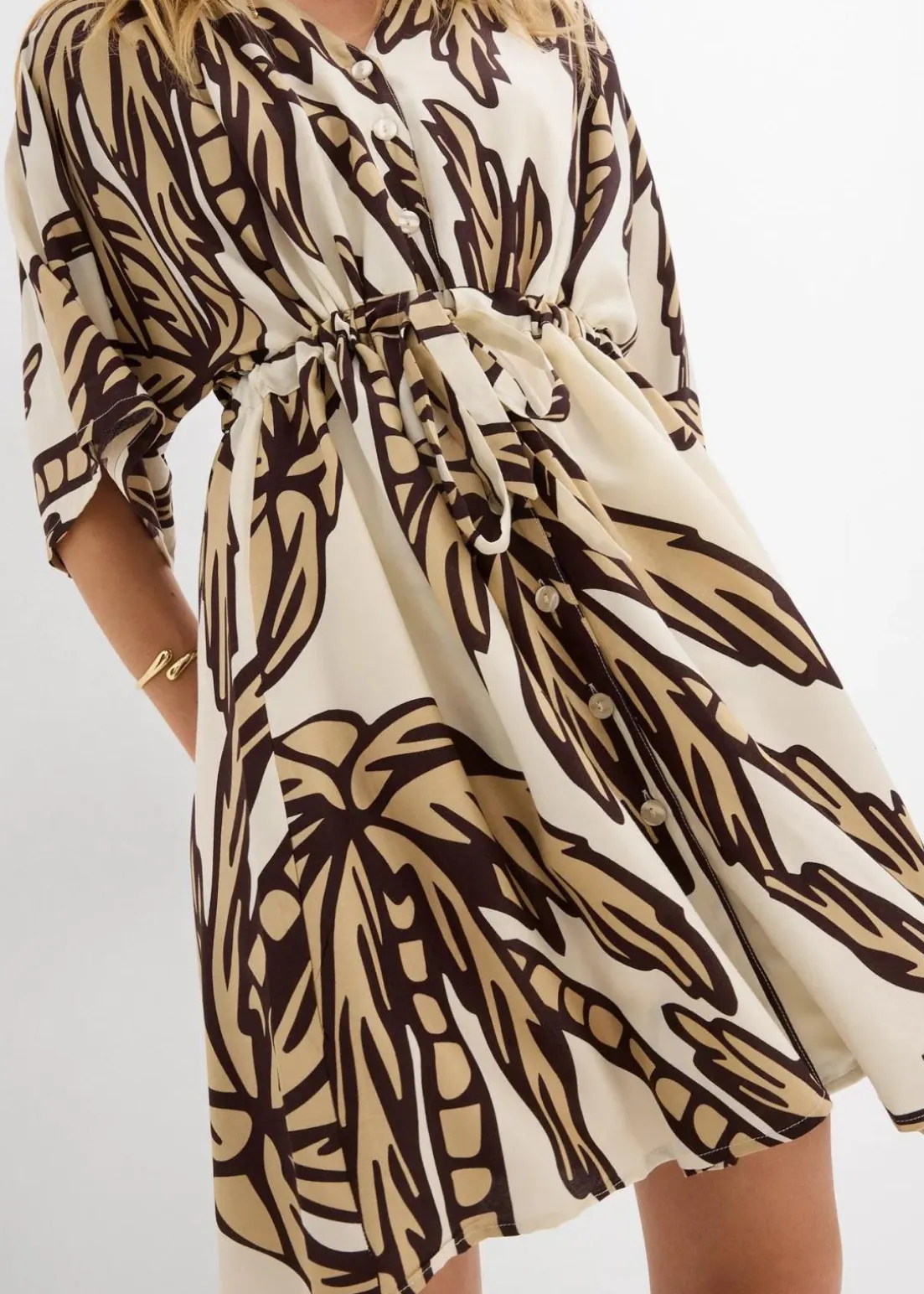 Minikleid mit Kimono-Ärmeln aus fließender Viskose