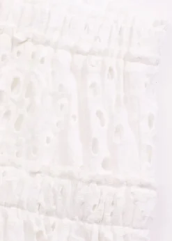 Minirock mit Lochstickerei