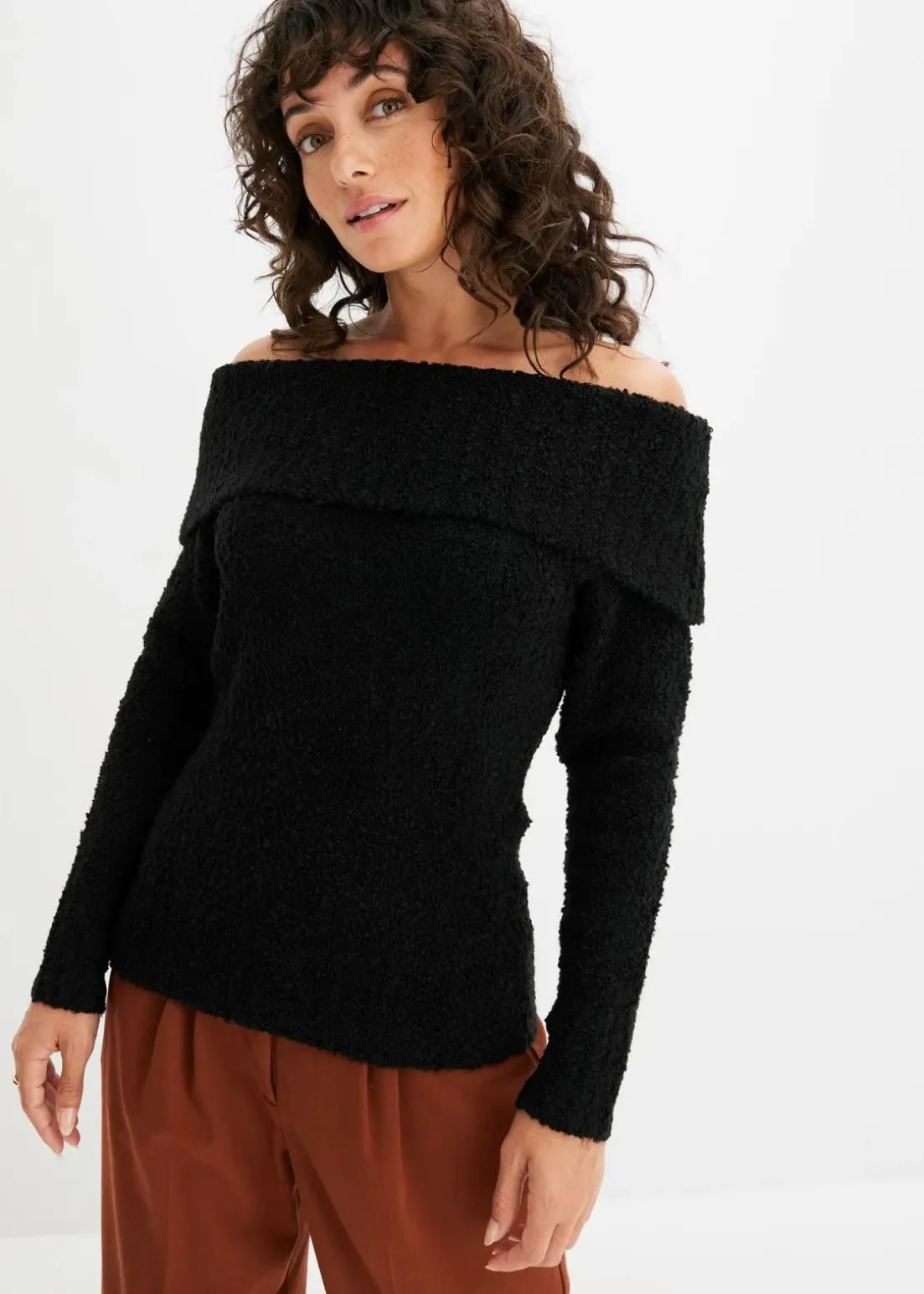Off Shoulder Pullover