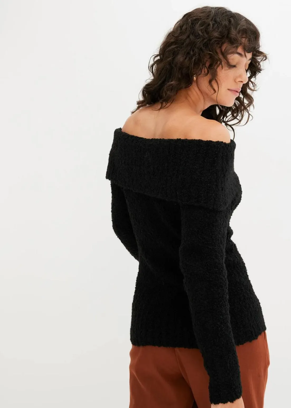 Off Shoulder Pullover
