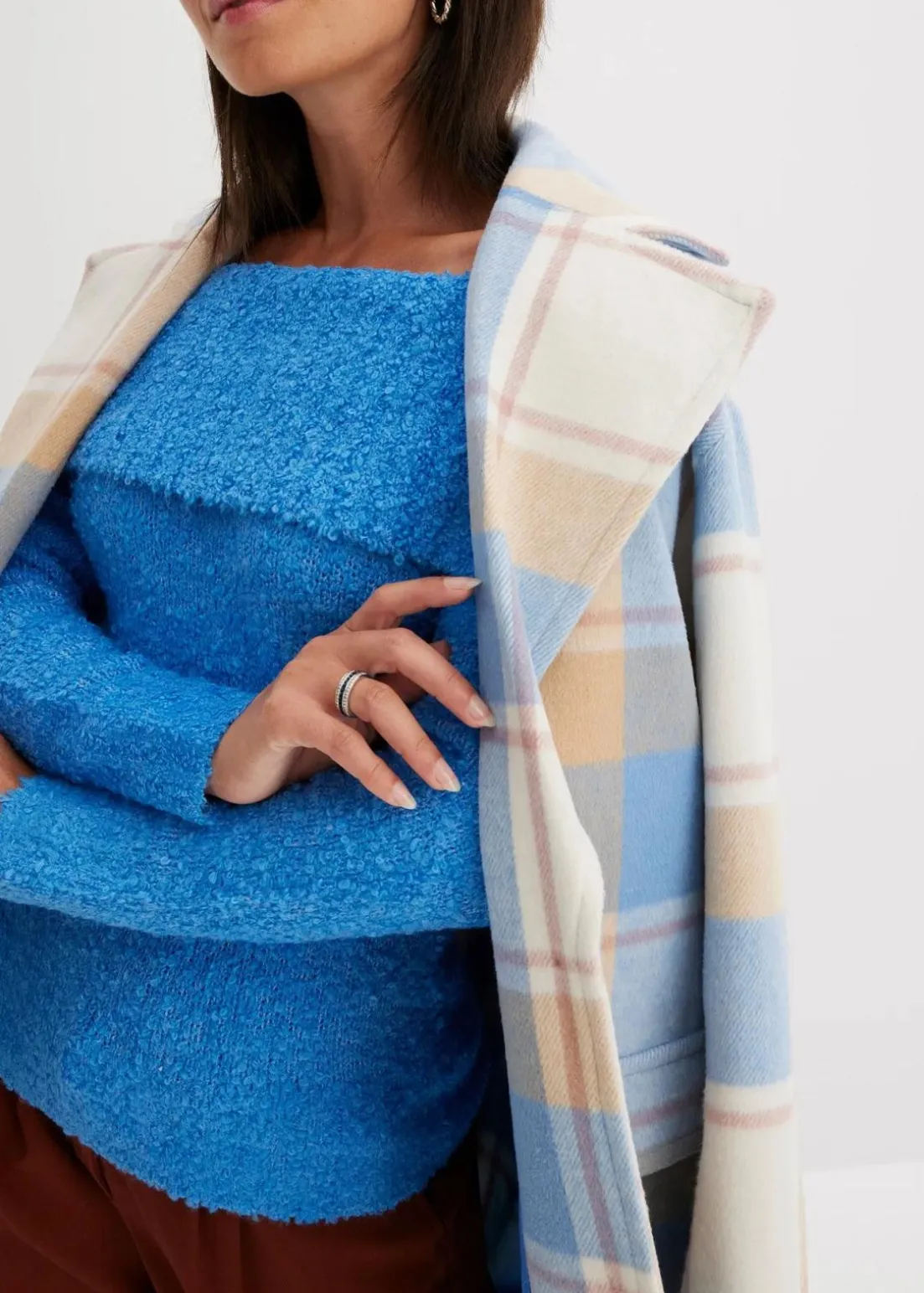 Off Shoulder Pullover