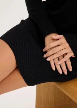 One-Shoulder-Strickkleid