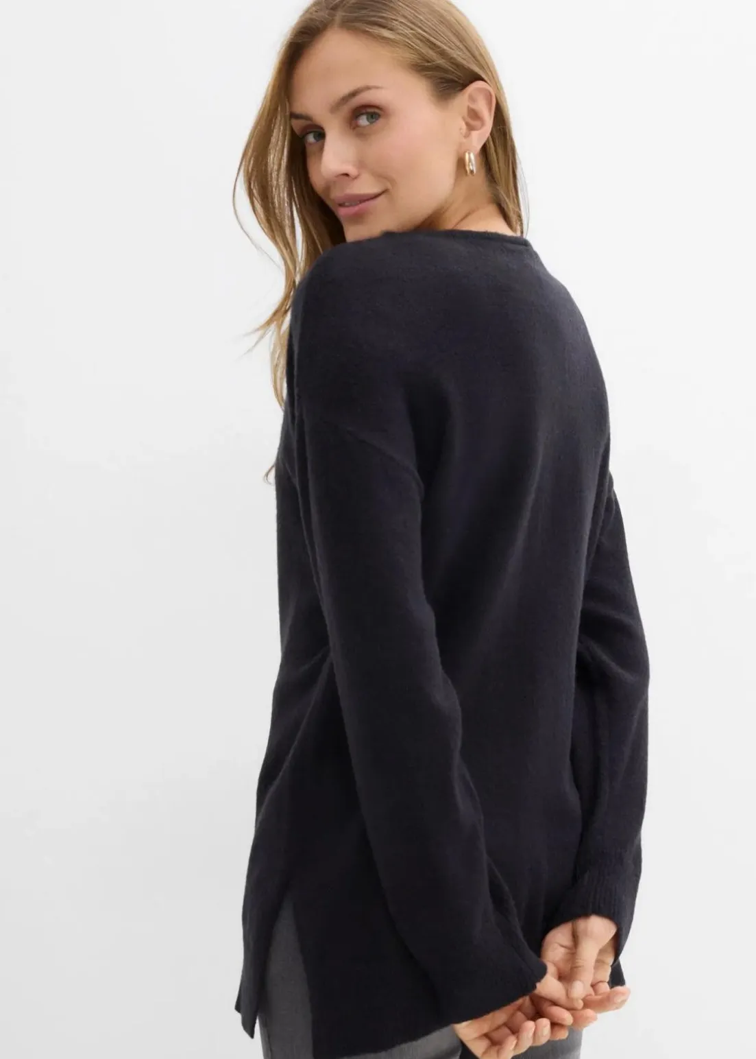 Oversize Longpullover mit Seitenschlitzen