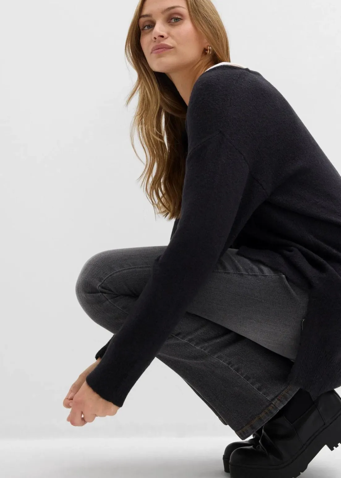 Oversize Longpullover mit Seitenschlitzen